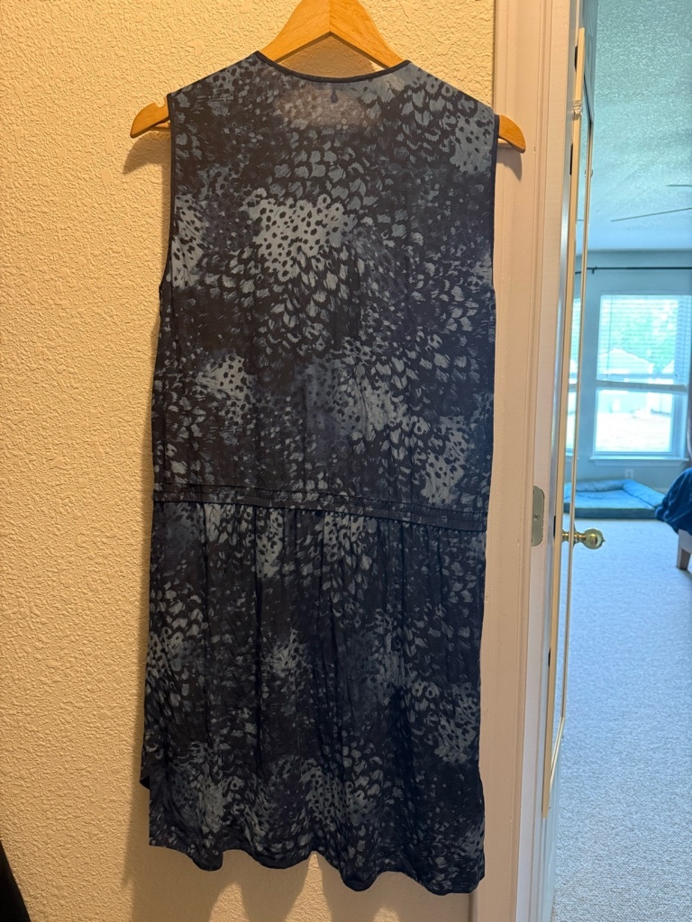 100% Silk Rebecca Taylor Navy & Black Sleeveless Animal Print Dress - Picture 2 of 6